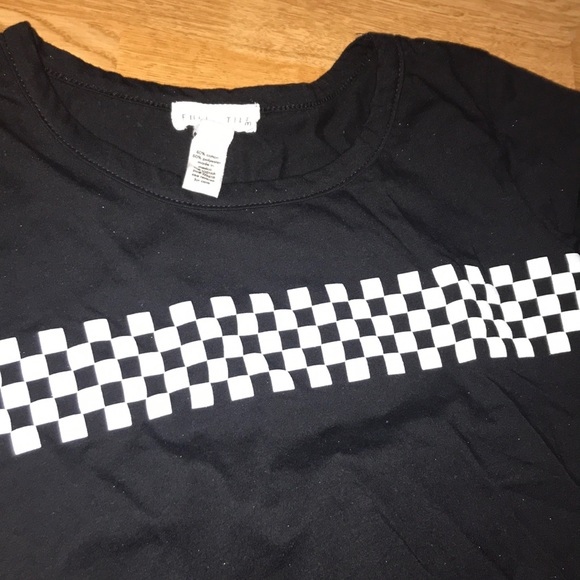 Checkered Crop Top - Picture 3 of 4